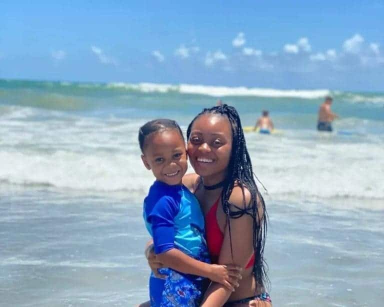 amber facebook 3 e1727882799230 Lincoln project new abortion ad