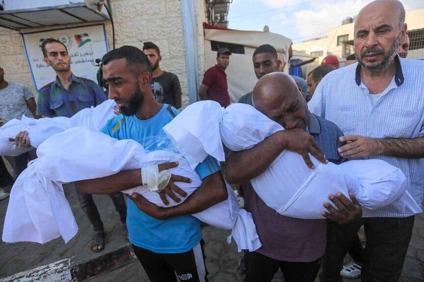 killed in gaza Benjamin netanyahu has huge balls. Man mourns family members killed in israel bombing